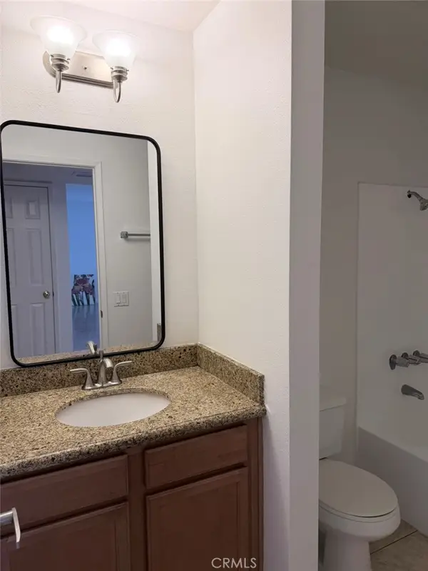 1331 Massachusetts #201, Riverside, CA 92507