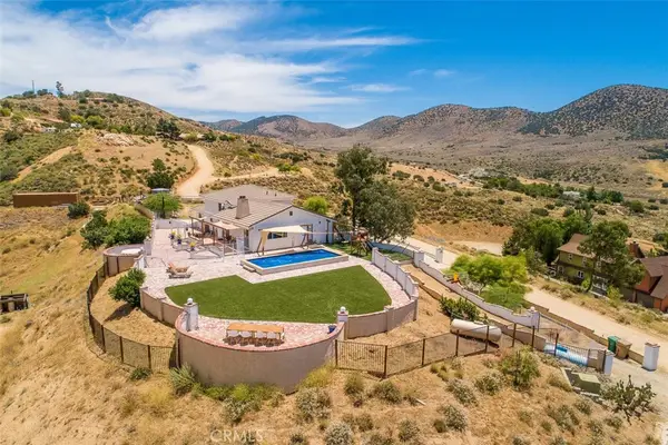 9175 Yucca Hills Road, Agua Dulce, CA 91390