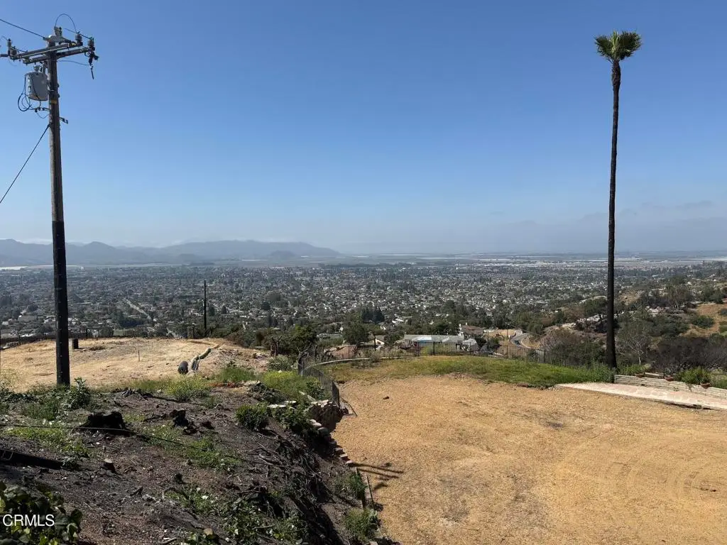 894 W Highland Drive, Camarillo, CA 93010 - #1