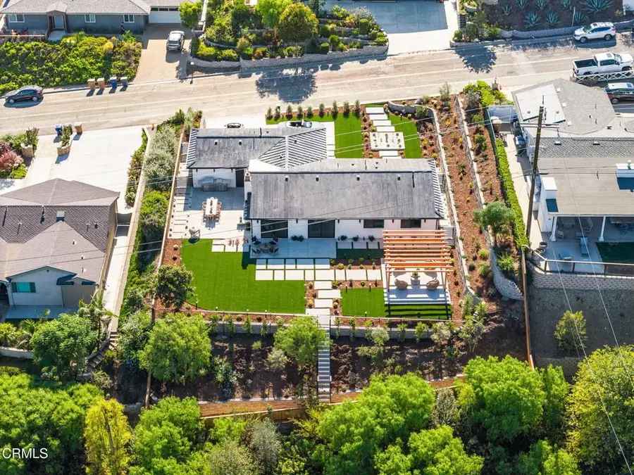 978 Colina Vista, San Buenaventura Ventura, CA 93003 - Image #2