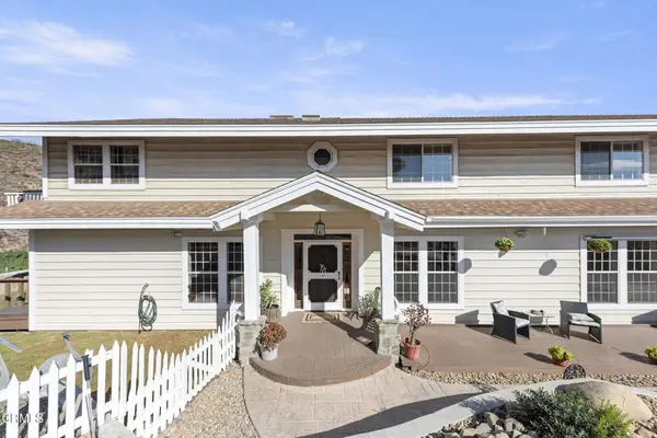 390 E Highland Hills Drive, Camarillo, CA 93010