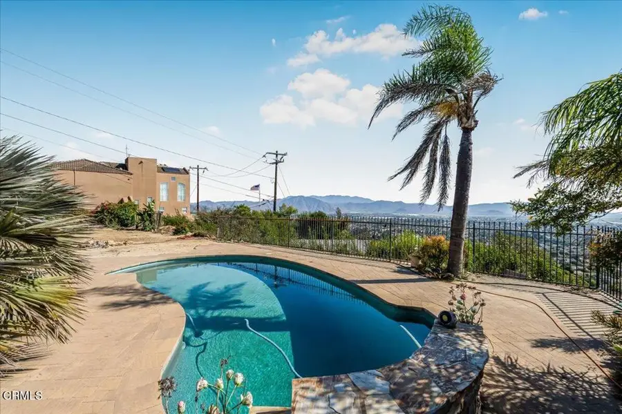 520 E Highland Drive, Camarillo, CA 93010 - Image #2