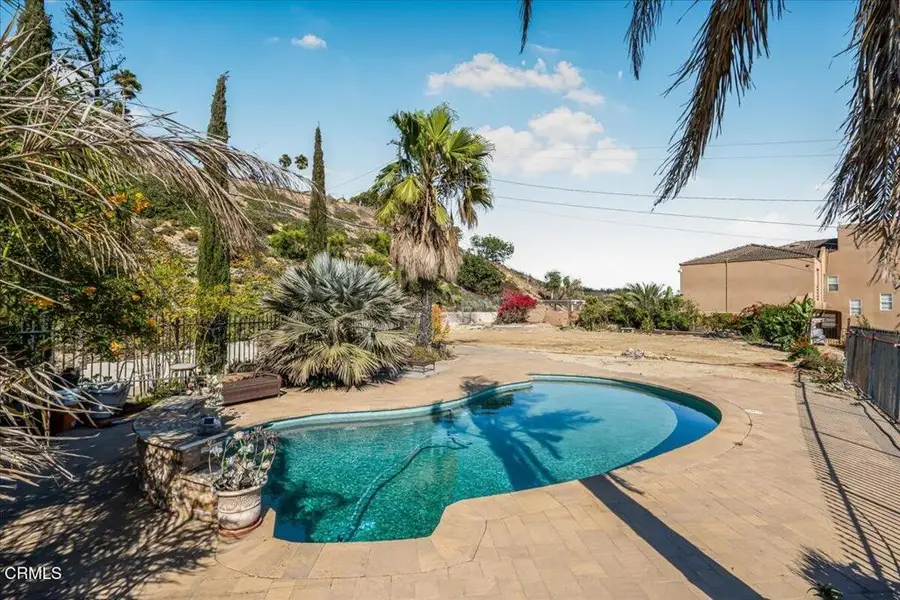 520 E Highland Drive, Camarillo, CA 93010 - Image #3