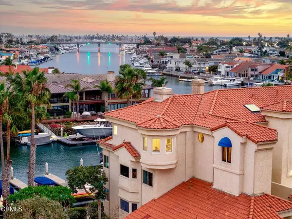 4252 Harbour Island Lane, Oxnard, CA 93035