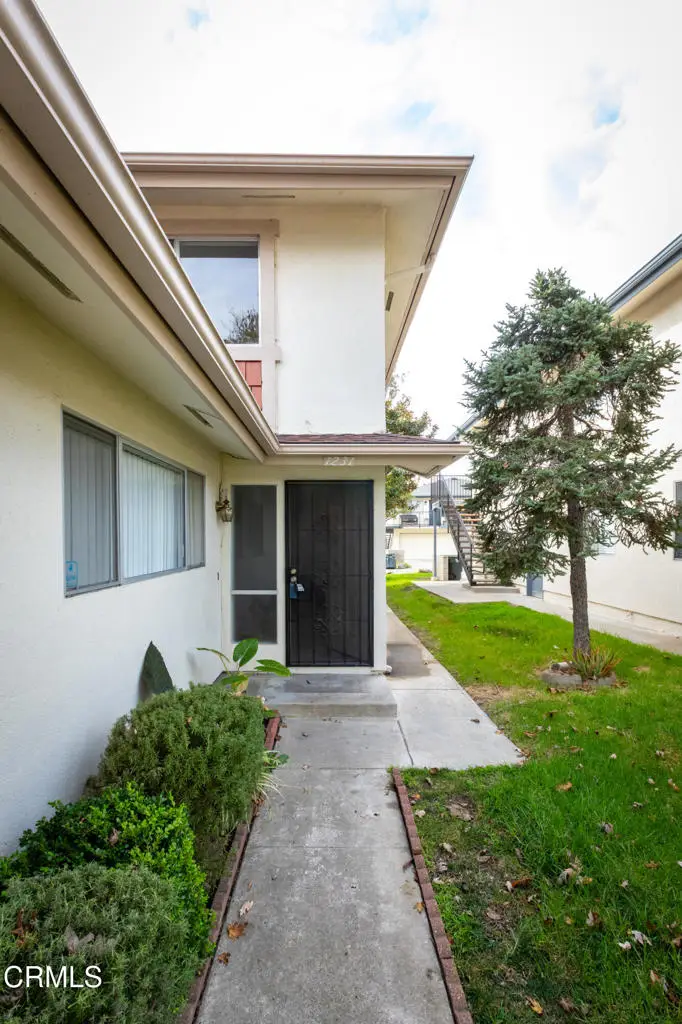 1231 Saratoga Avenue, San Buenaventura Ventura, CA 93003 - Image #1