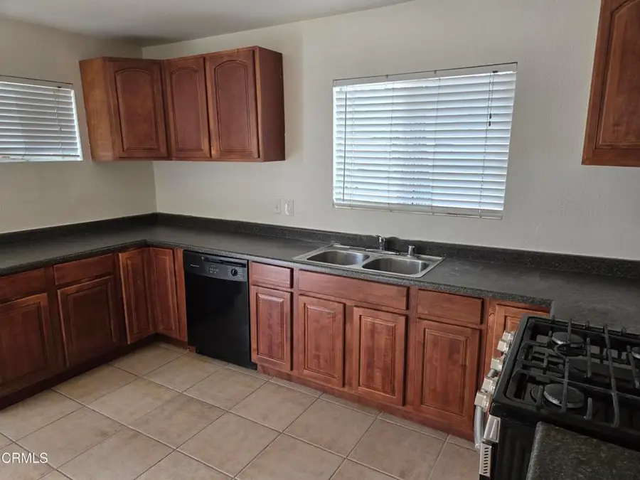 44036 Cedar Avenue, Lancaster, CA 93534 - Image #3