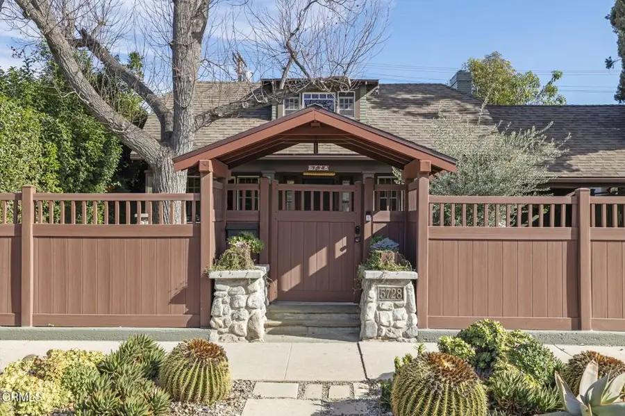 5728 Mammoth Avenue, Valley Glen, CA 91401 - Image #2