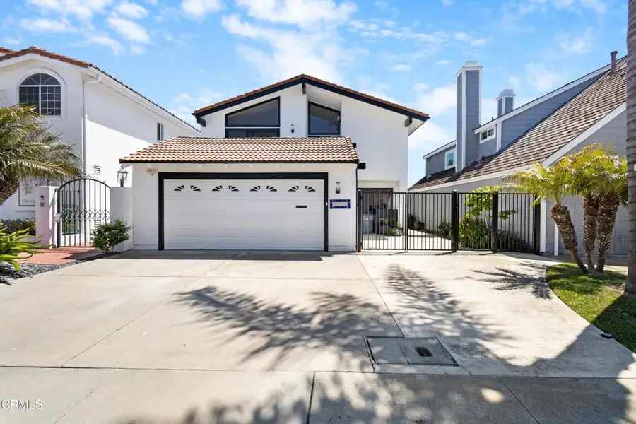 3960 W Hemlock Street, Oxnard, CA 93035 - #3