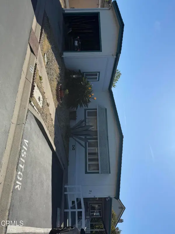 21 Poinsettia Gardens Drive #21, Ventura, CA 93004