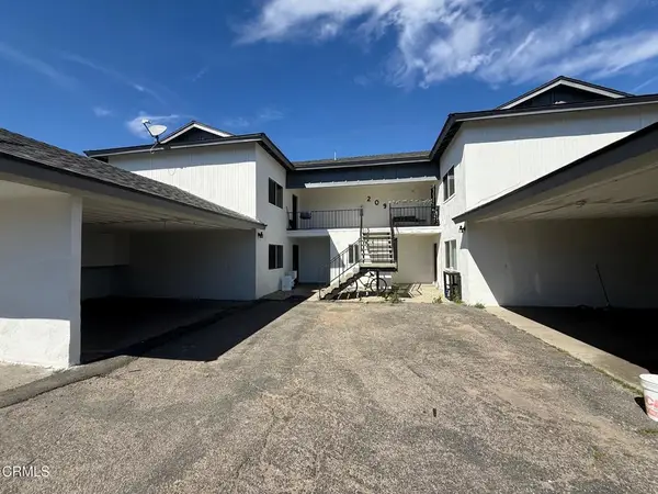 209 W Santa Barbara Street, Santa Paula, CA 93060