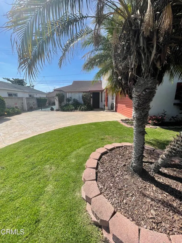 622 E Poplar Street, Oxnard, CA 93033 - #2