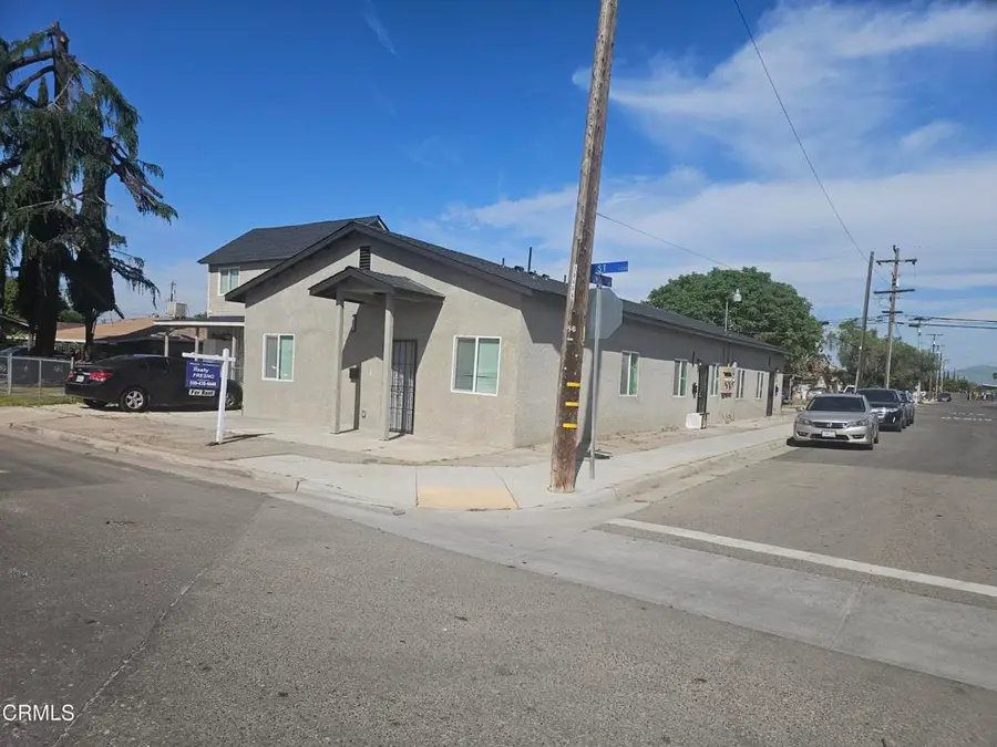 1240 J Street, Sanger, CA 93657 - #3