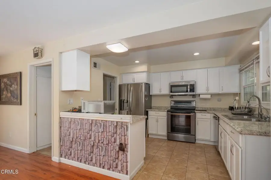 1074 Colina Vista, San Buenaventura Ventura, CA 93003 - #3