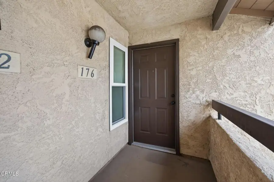 176 Fashion Park Place, Oxnard, CA 93033 - #3
