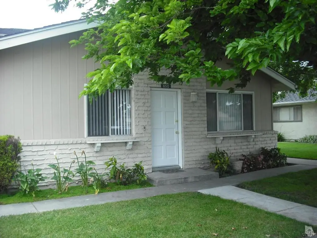 650 W Hemlock Street, Port Hueneme, CA 93041 - #1