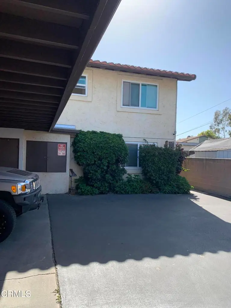 220 S Palm Avenue, Santa Paula, CA 93060 - #2