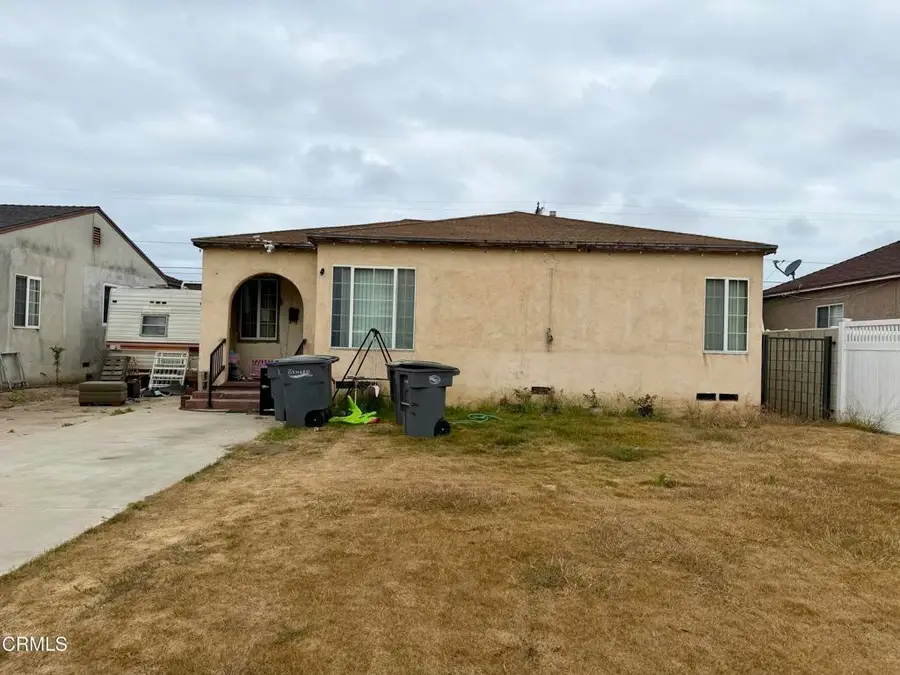 945 S E Street, Oxnard, CA 93030 - #2