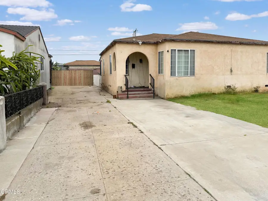 945 S E Street, Oxnard, CA 93030 - #3