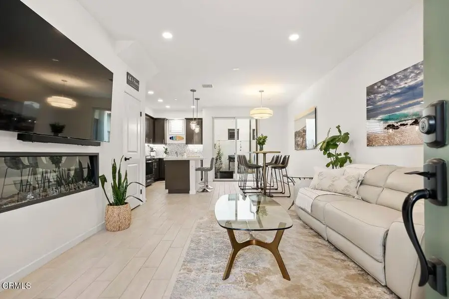 1536 E Thompson Boulevard, San Buenaventura Ventura, CA 93001 - #2