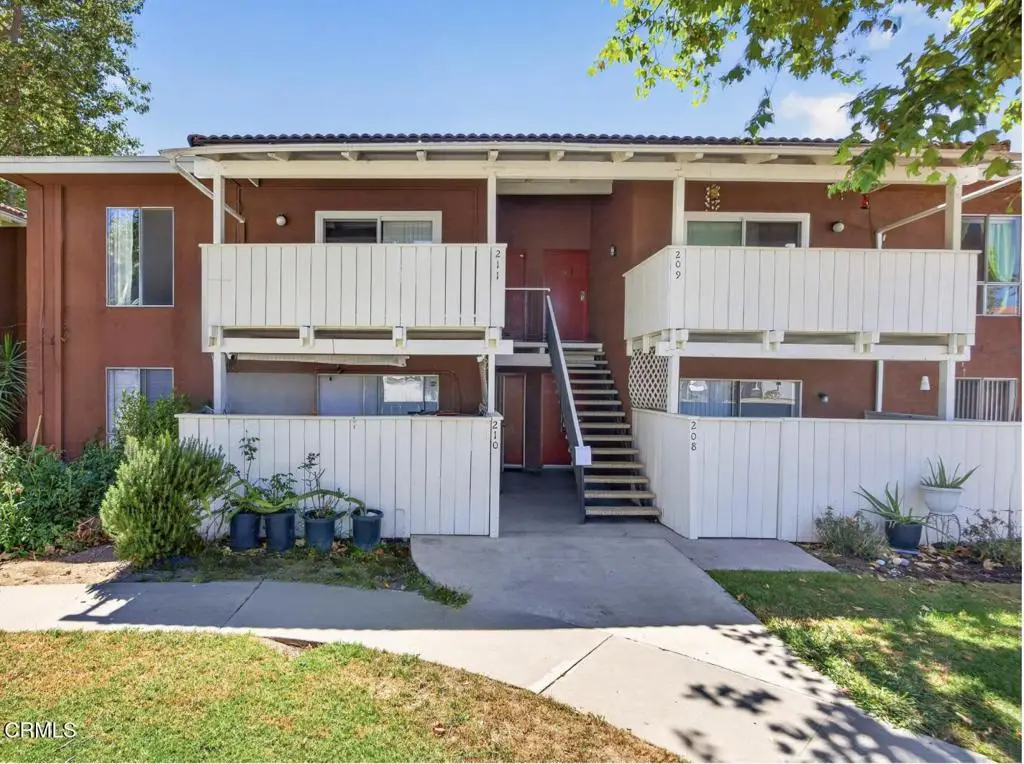 1300 Saratoga Avenue #211, San Buenaventura Ventura, CA 93003 - #1