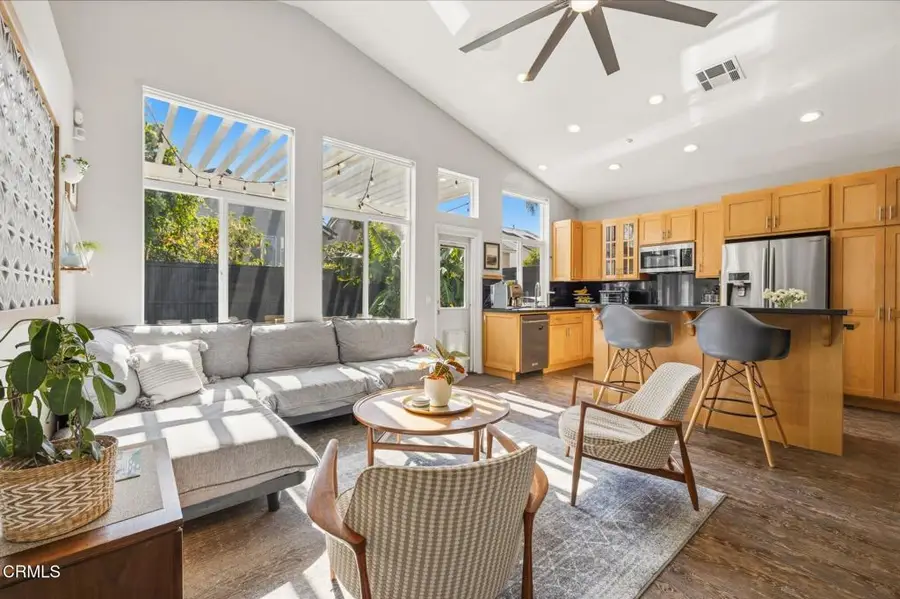 795 Livingston Avenue, San Buenaventura Ventura, CA 93003 - #3