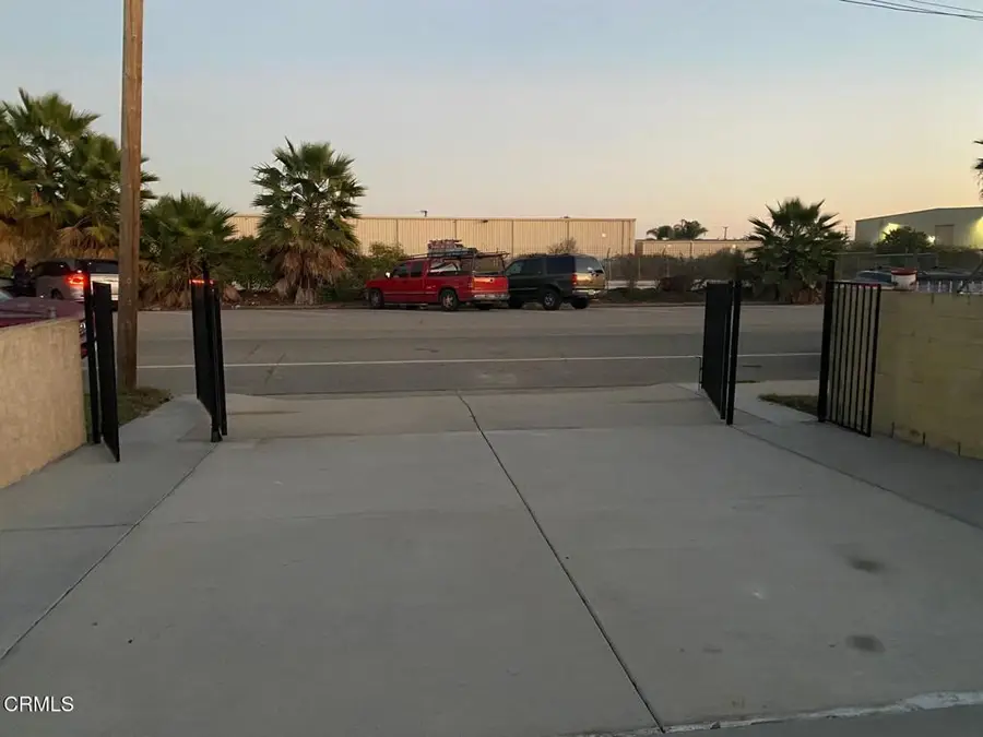 11333 Azahar Street, San Buenaventura Ventura, CA 93004 - #3