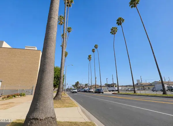 1018 S C Street, Oxnard, CA 93030