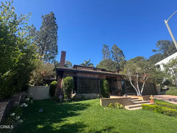 11923 Brentwood Grove Drive, Los Angeles, CA 90049