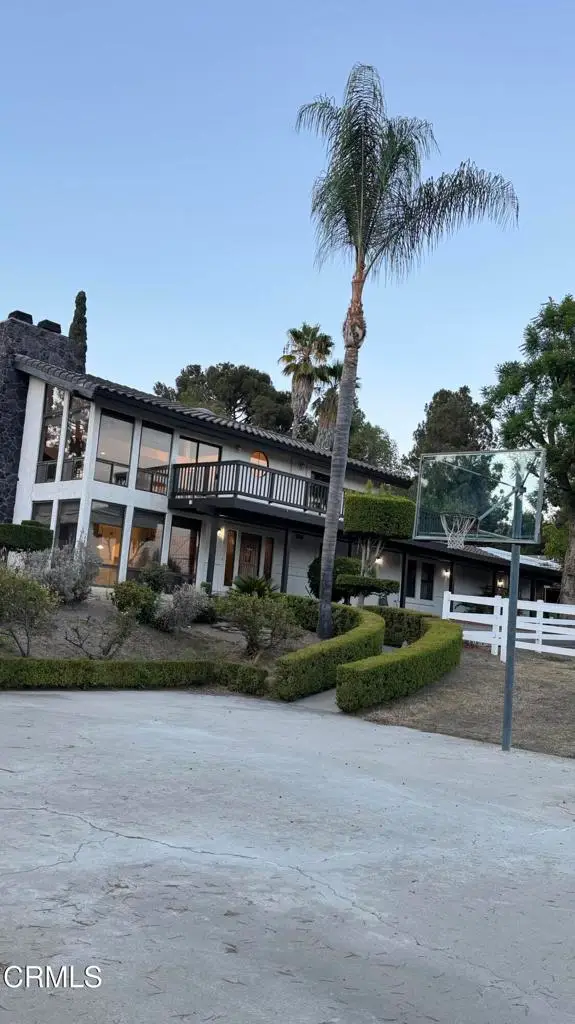 11370 Brainard Avenue, Sylmar, CA 91342 - #3