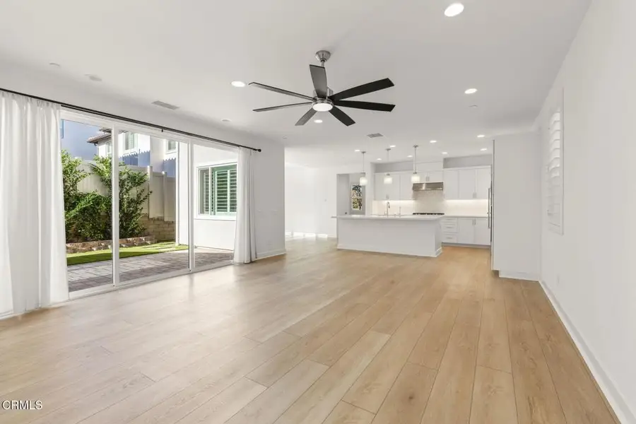 105 S Nevada Avenue, San Buenaventura Ventura, CA 93004 - #3