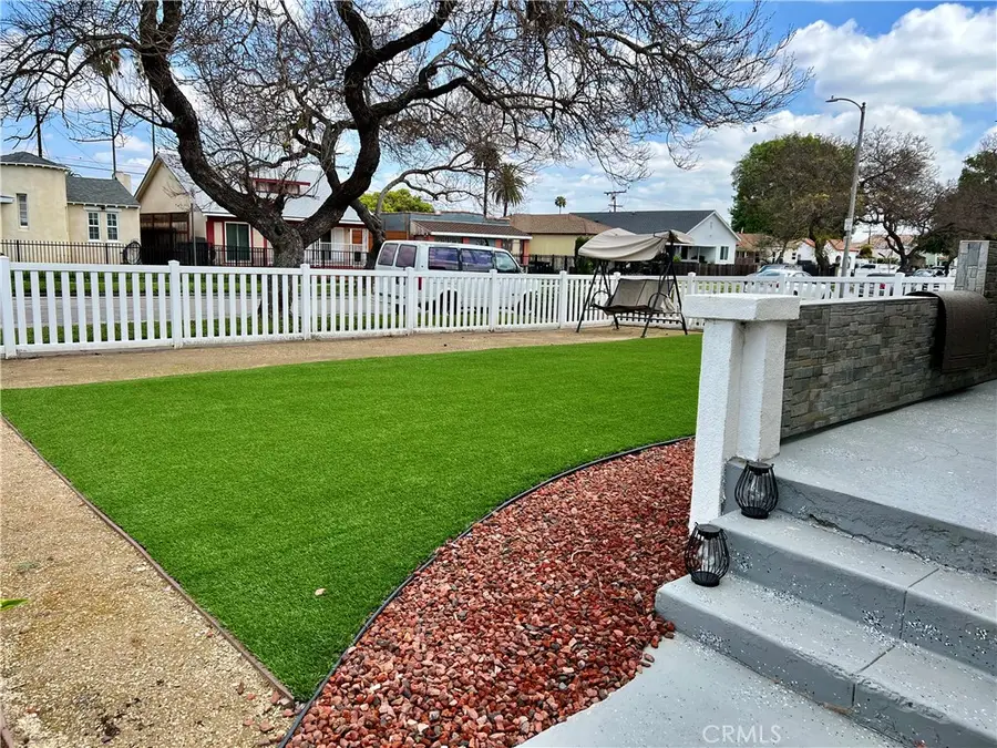 764 W 107th Street, Los Angeles, CA 90044 - Image #3