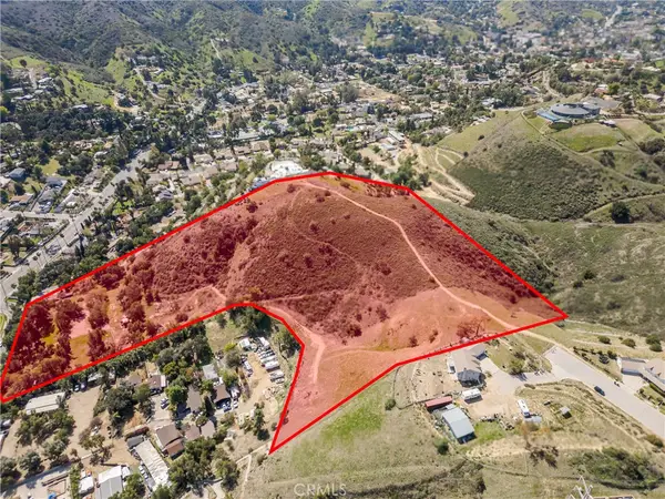 10131 Johanna Avenue, Sunland, CA 91040