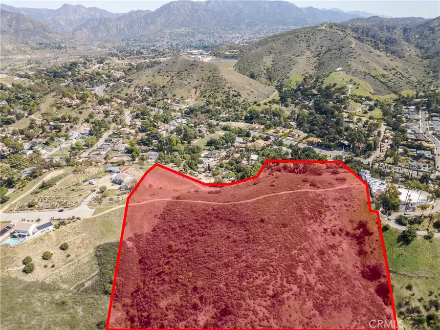 10131 Johanna Avenue, Sunland, CA 91040 - Image #3