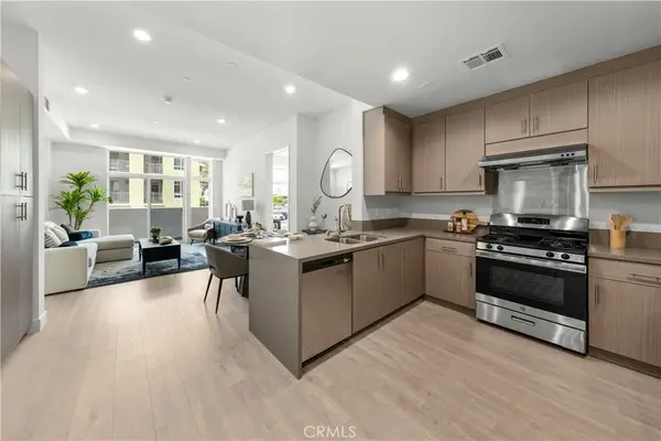 168 S Monterey Street #511, Alhambra, CA 91801