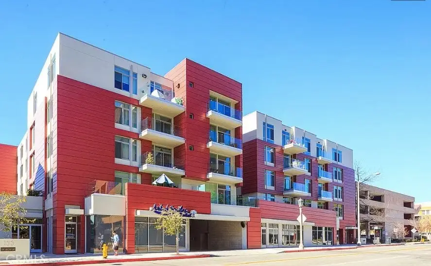 133 S Los Robles Ave Avenue #504, Pasadena, CA 91101 - Image #1