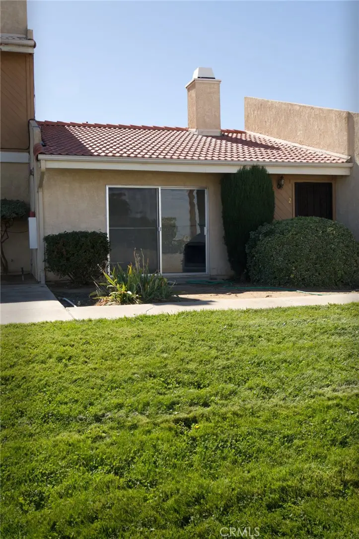 16465 Green Tree, Victorville, CA 92395 - Image #1