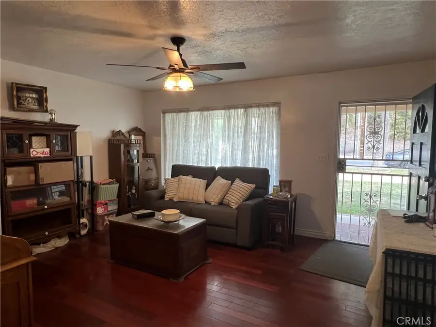 426 W 1st Street, Azusa, CA 91702 - Image #3