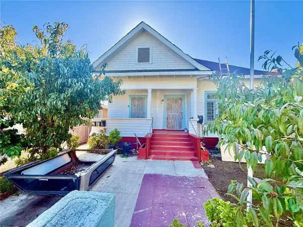 860 W 54th, Los Angeles, CA 90037