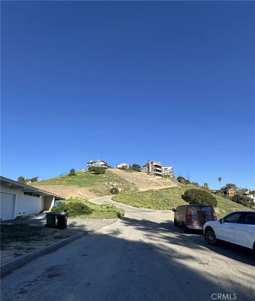 3585 Glenalbyn Drive, Los Angeles, CA 90065 - Image #3