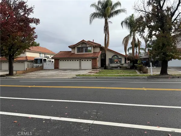 2421 Mangular, Corona, CA 92882