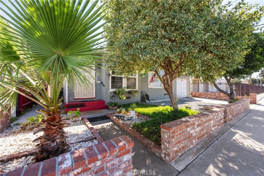 5824 Heliotrope, Maywood, CA 90270 - #1