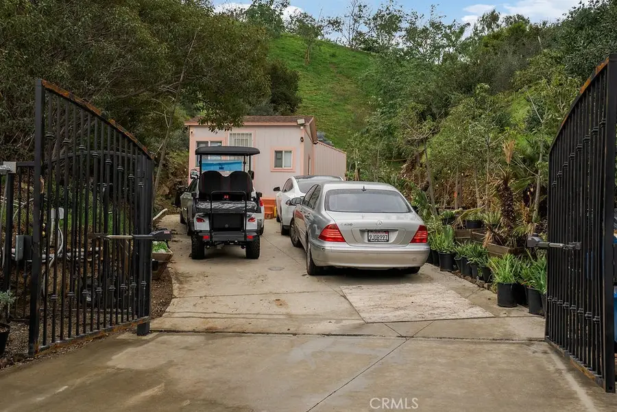 10200 Willow Springs, Sunland, CA 91040 - Image #3