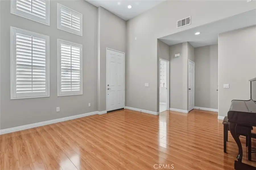 25481 Dodge Avenue #18, Harbor City, CA 90710 - Image #3