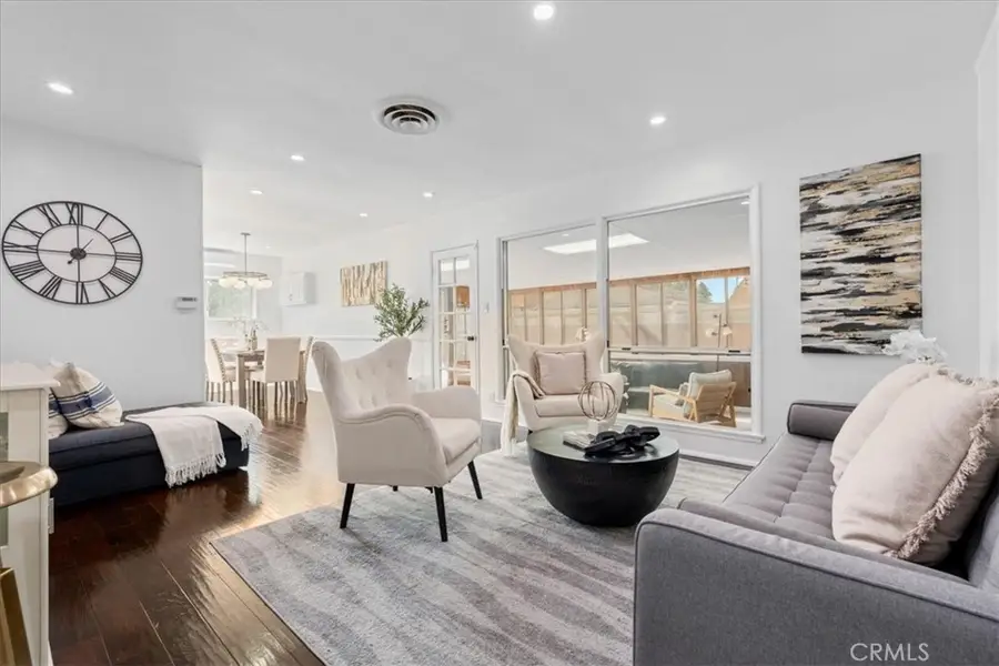 8131 Garden Grove, Reseda, CA 91335 - Image #2