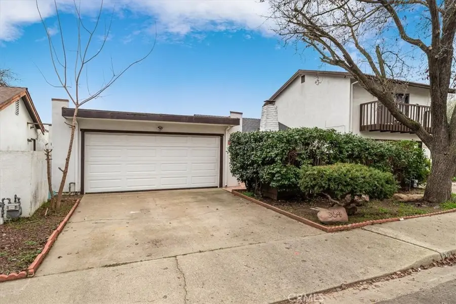 304 Los Verdes Ct, Modesto, CA 95354 - Image #2