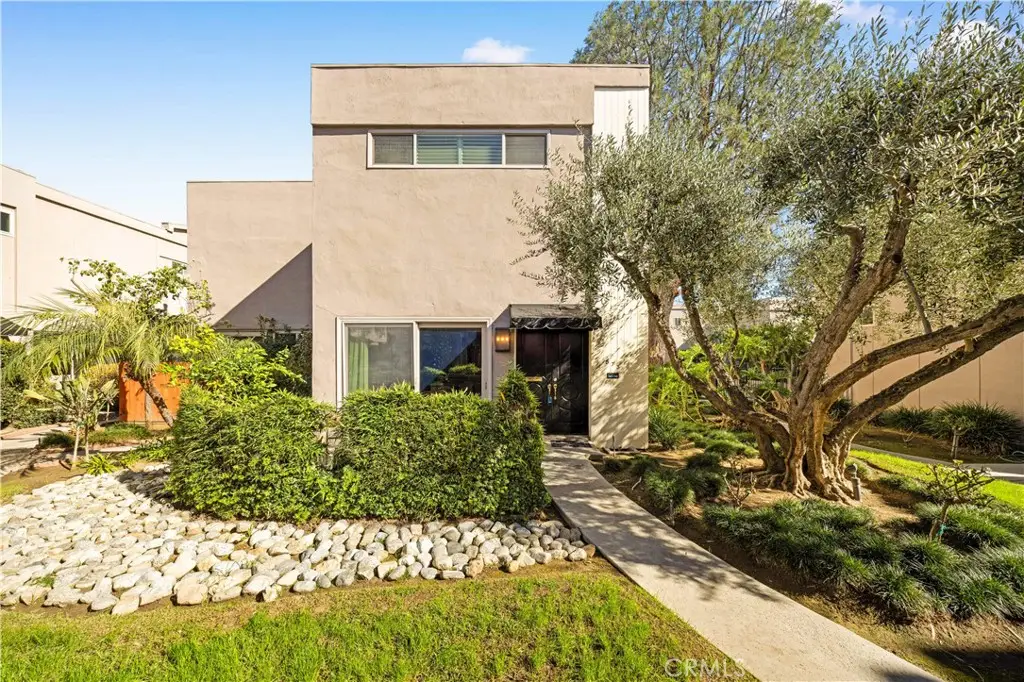 573 Fairview Avenue, Arcadia, CA 91007 - Image #1