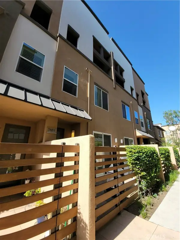 1568 W Artesia Square #E, Gardena, CA 90248