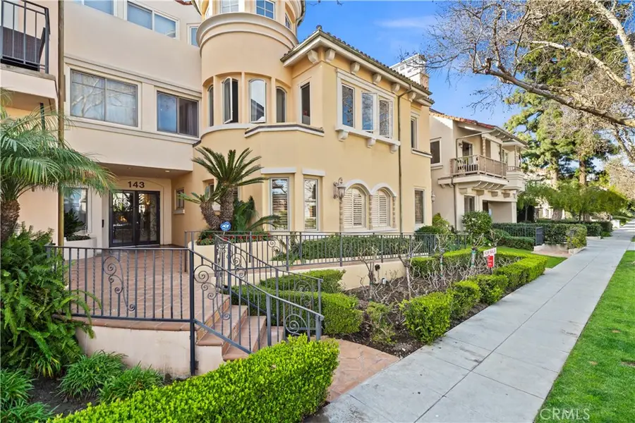 143 N Arnaz Drive #102, Beverly Hills, CA 90211 - #2