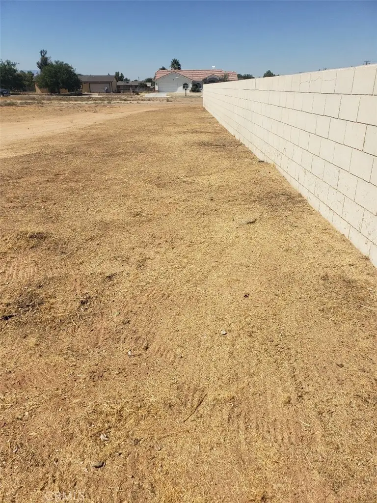 0 Navajo Way, Apple Valley, CA 92308 - #3