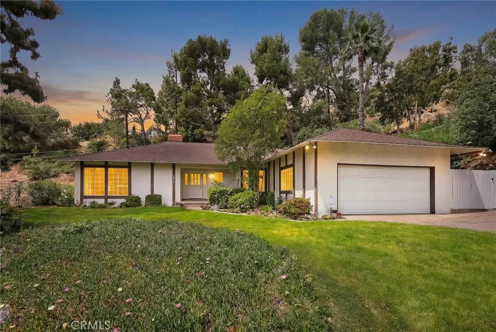 5213 Crown Avenue, La Canada Flintridge, CA 91011 - #1